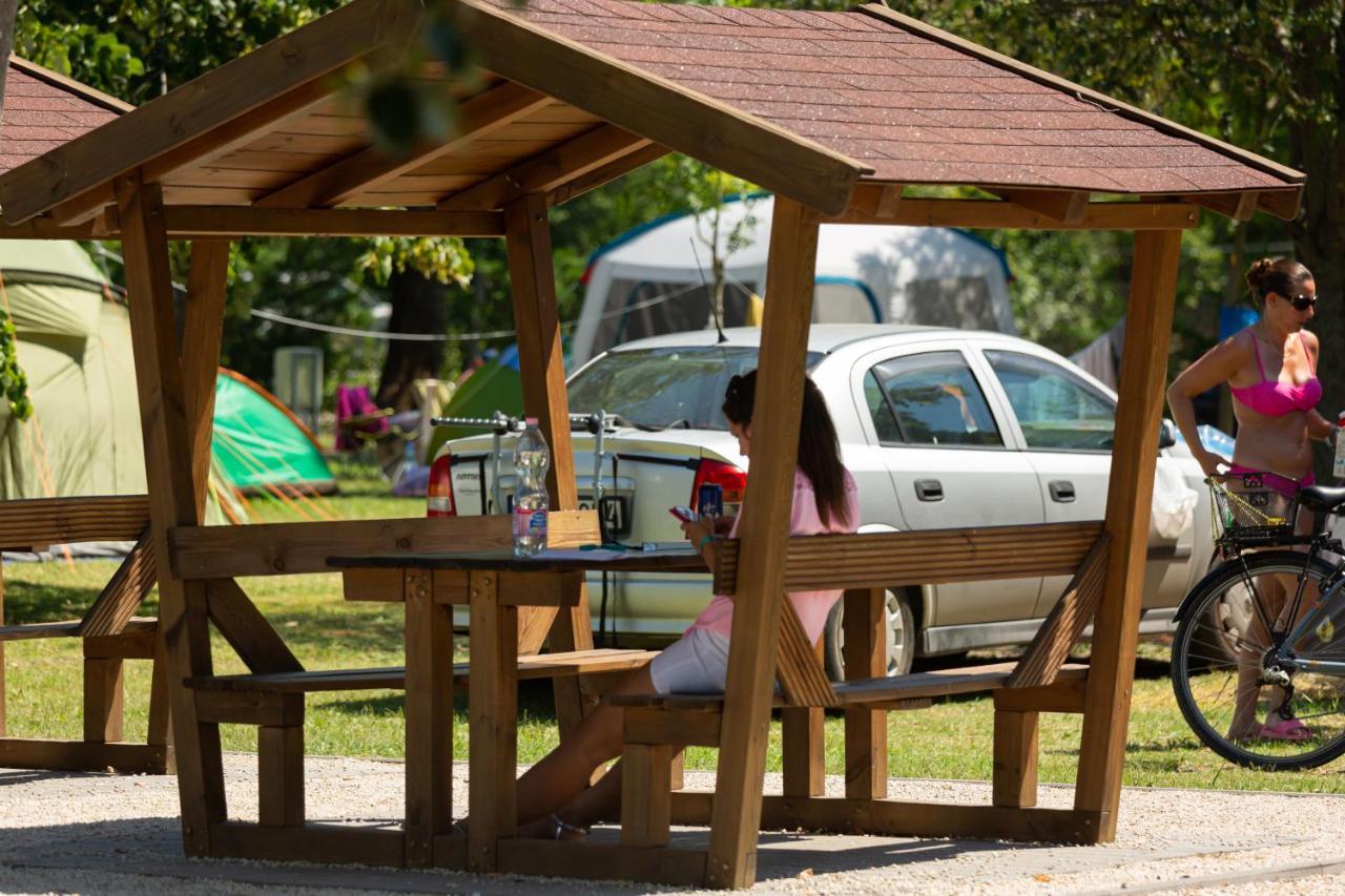 Aranypart Camping & Apartments Siofok Luaran gambar