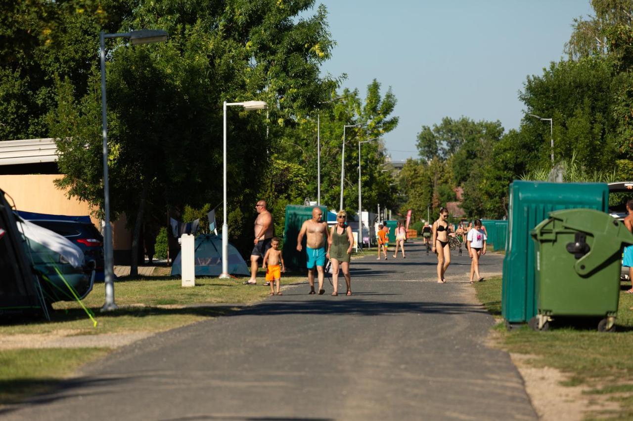 Aranypart Camping & Apartments Siofok Luaran gambar